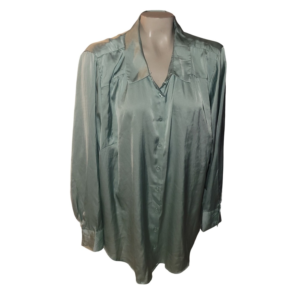 Torrid Plus 3 Silky Sage Green Long Sleeve Collared Button Up Shirt officecore